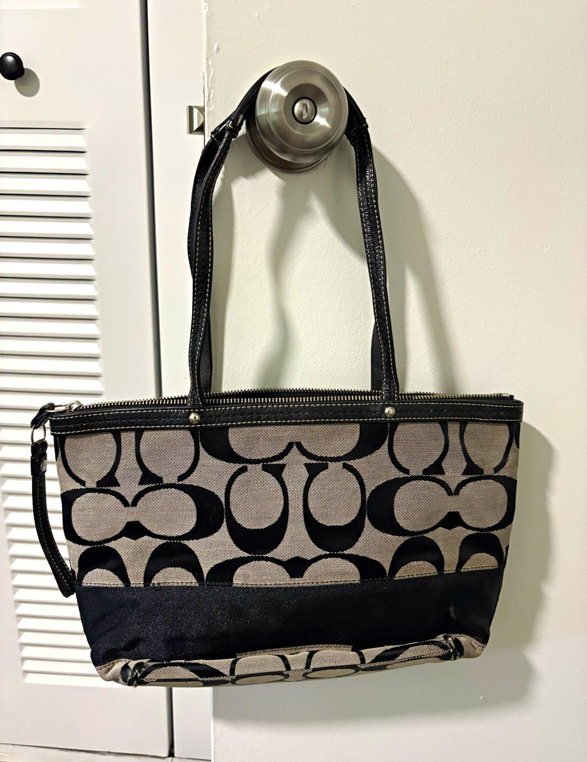 Vintage Coach Signature Logo Tote Shoulder Bag Black/Beige