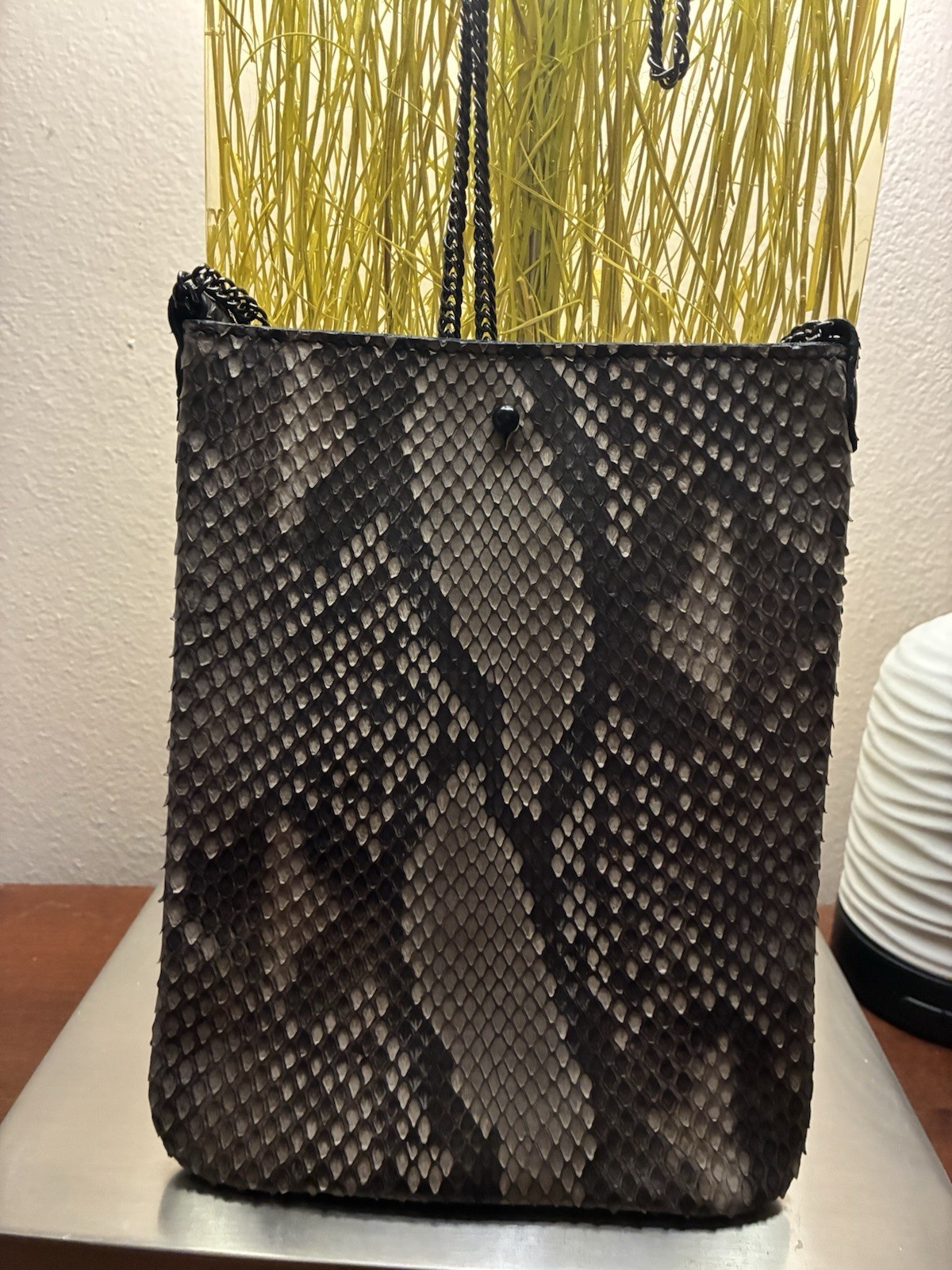 J Markell Ella 11 Snake Skin Leather Crossbody Purse Great Condition