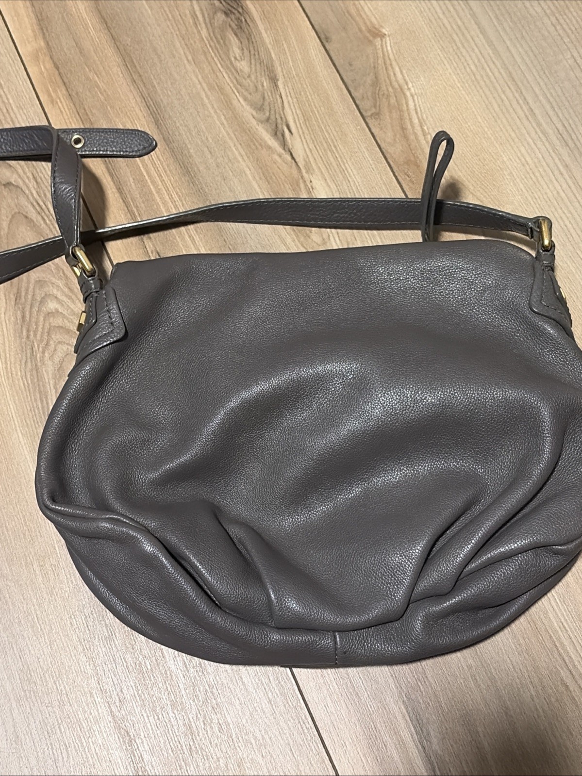 MARC BY MARC JACOBS Q Natasha Beige Pebble Leather Workwear Crossbody Bag