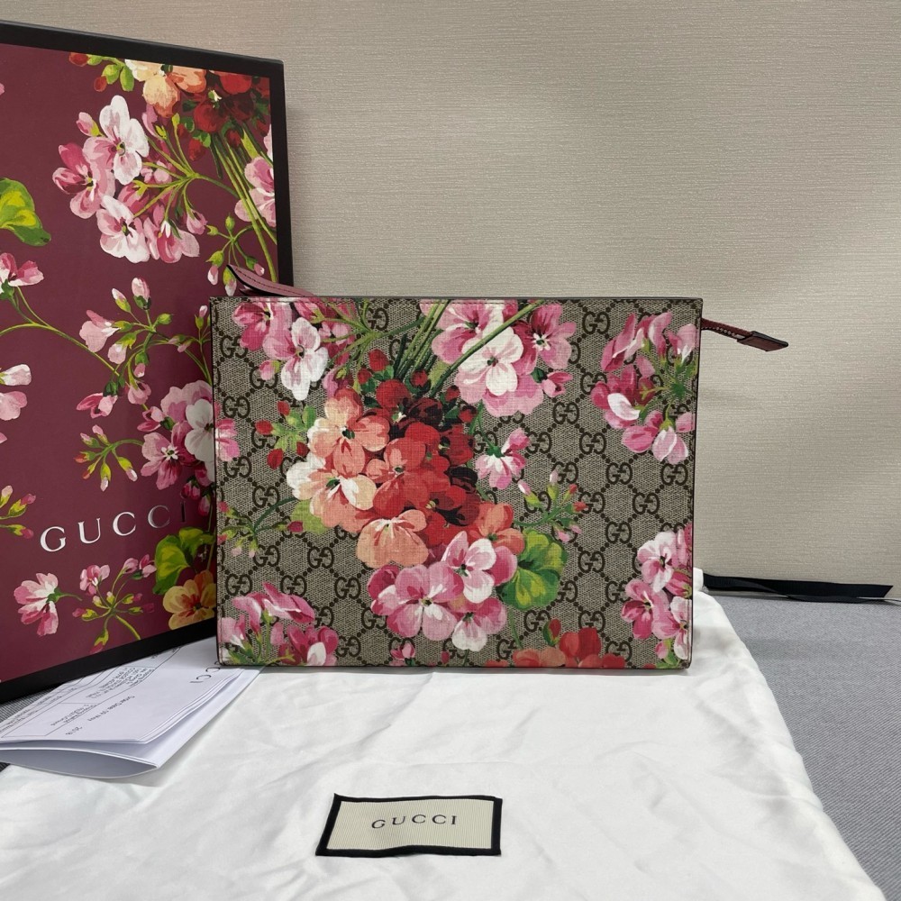 GUCCI floral clutch bag 26CM
