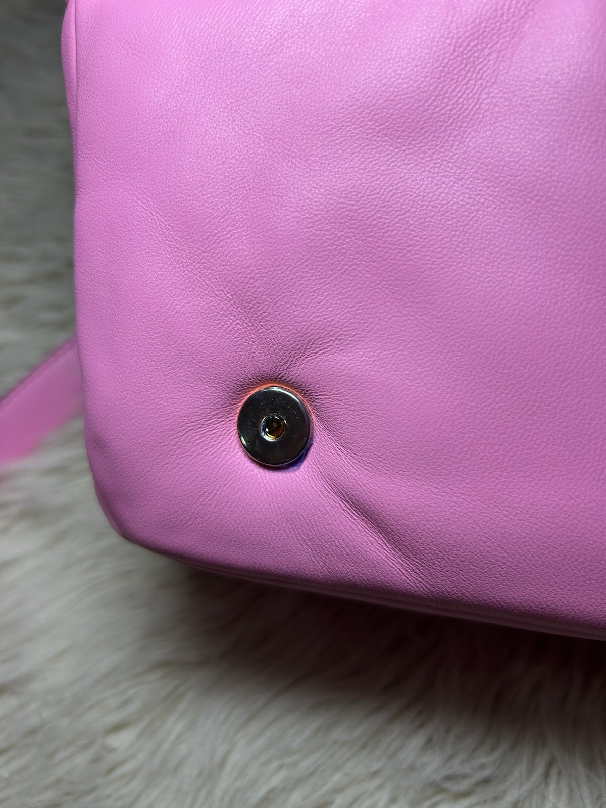 Moschino Milano Pink Small Logo Crossbody Bag Gold Hardware, Zip/Magnetic