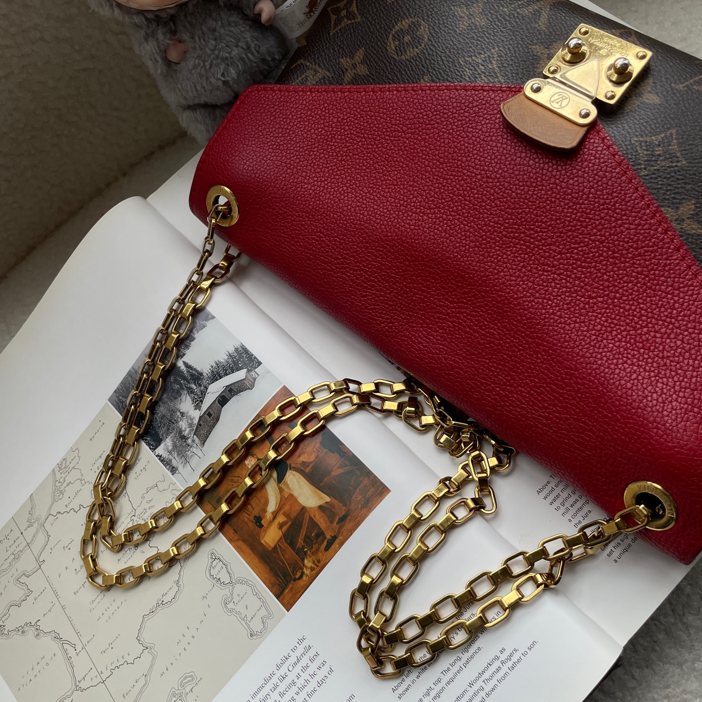 Louis Vuitton gebrauchte Originalartikel der Legend-Serie – Umschlagtasche
