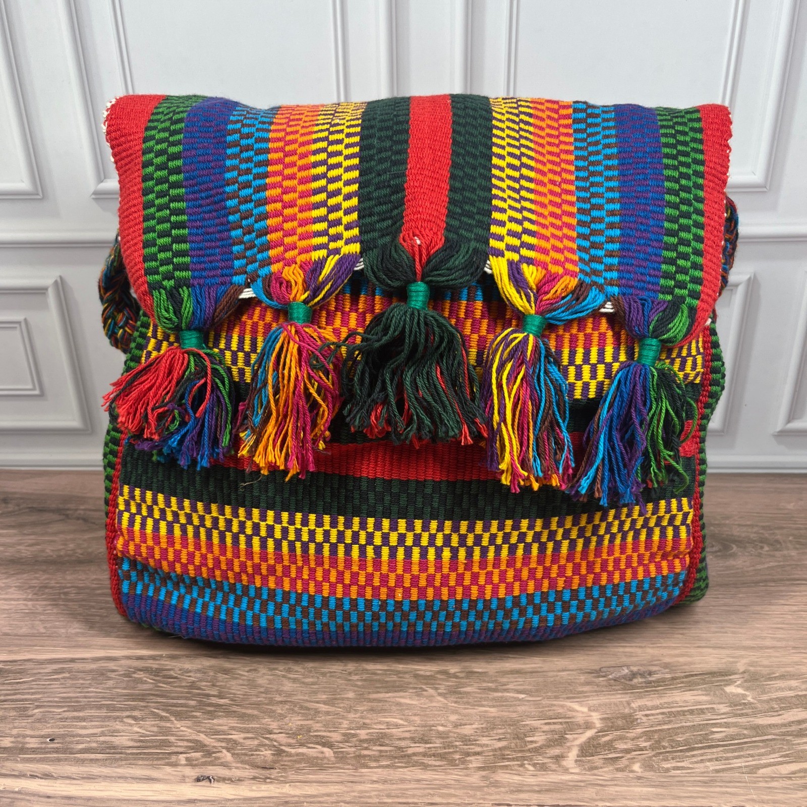Woven Shoulder Bag Women Medium Rainbow Multicolor Tassel Boho Geometric