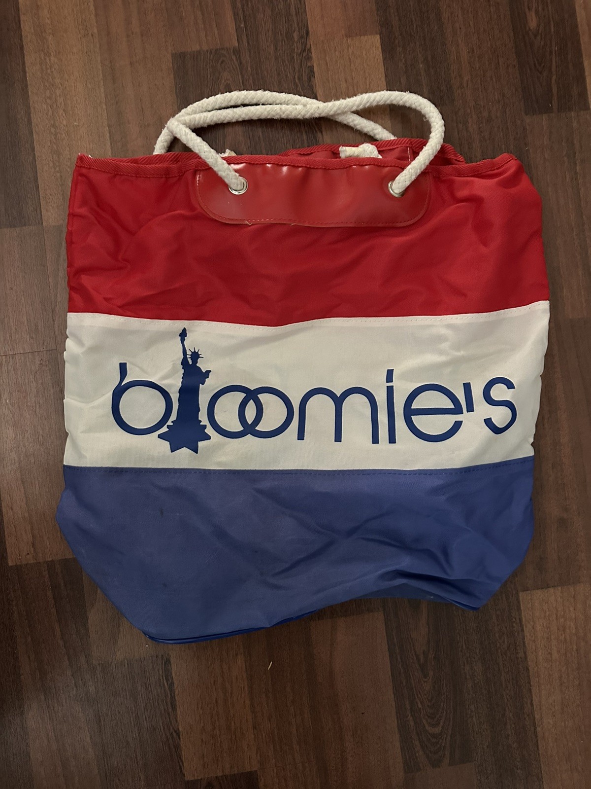 Vintage bloomie’s Bloomingdale’s Statue of Liberty NYC Large Rope-handle Tote