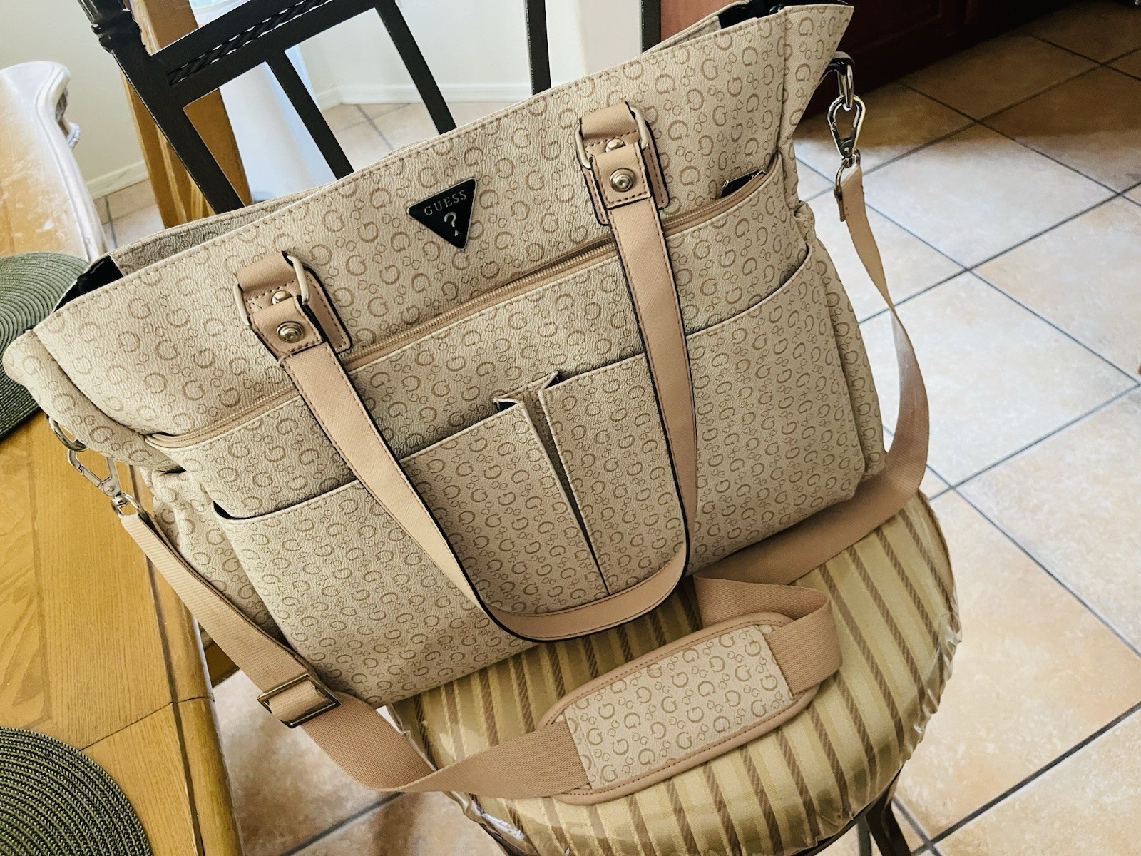 GUESS Beige Large Diaper Bag Top Handles Detachable Adjustable Strap Pockets