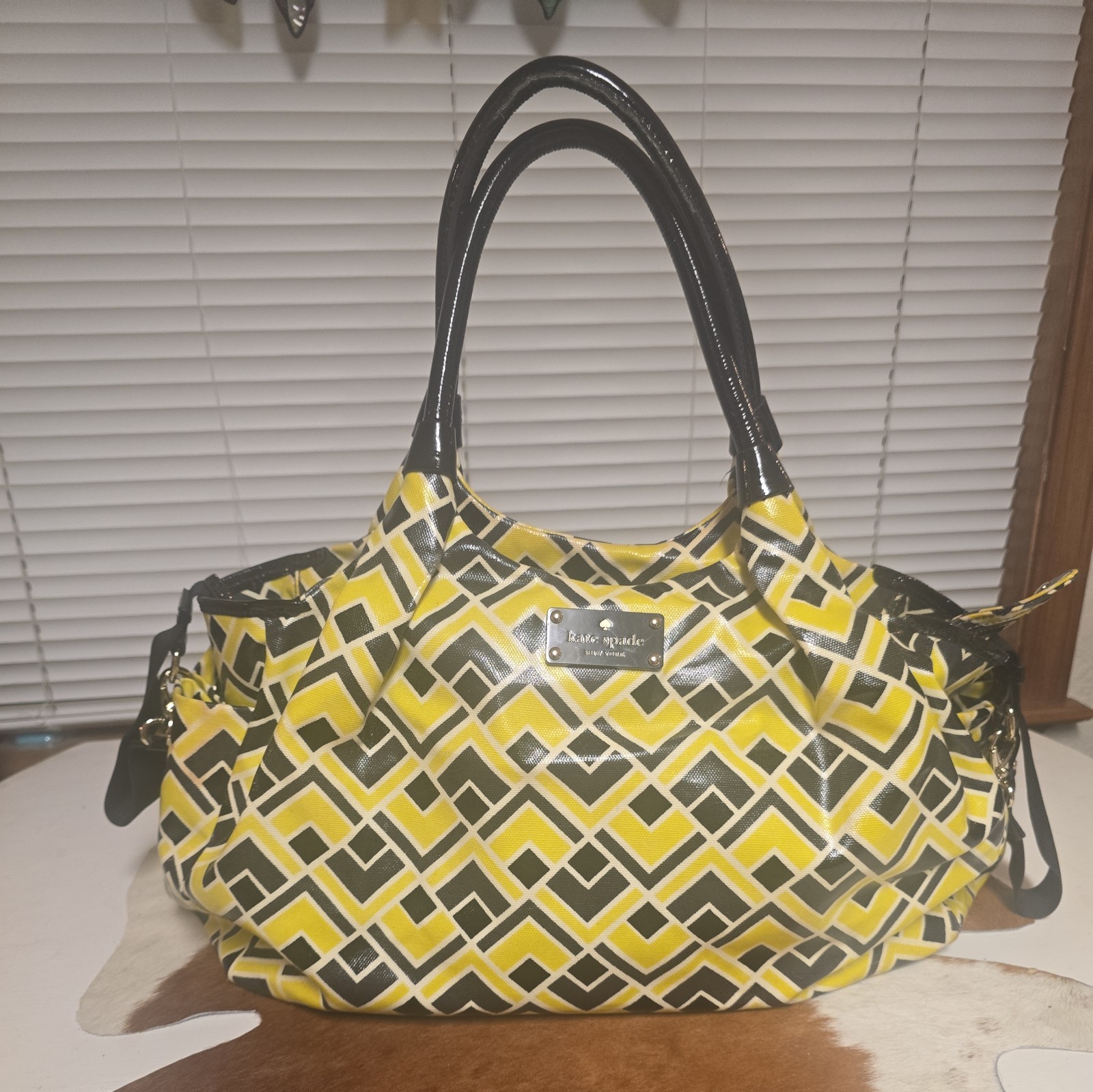 Kate Spade nylon xlarge Stevie bag diaper yellow black geometric