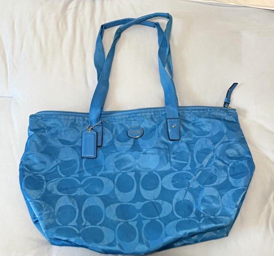 Coach Blue Signature Logo Large Zip Top Tote Bag w/ Hang Tag Lightweight