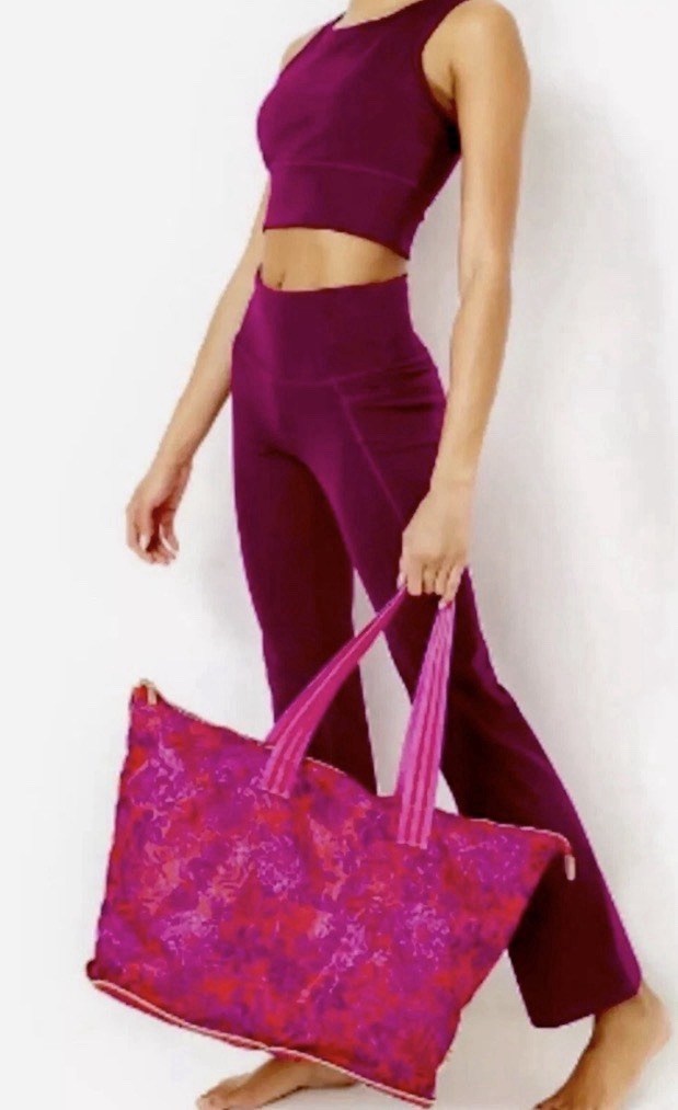 Lilly Pulitzer NWOT Getaway Packable Secret Hideaway Bag Tote
