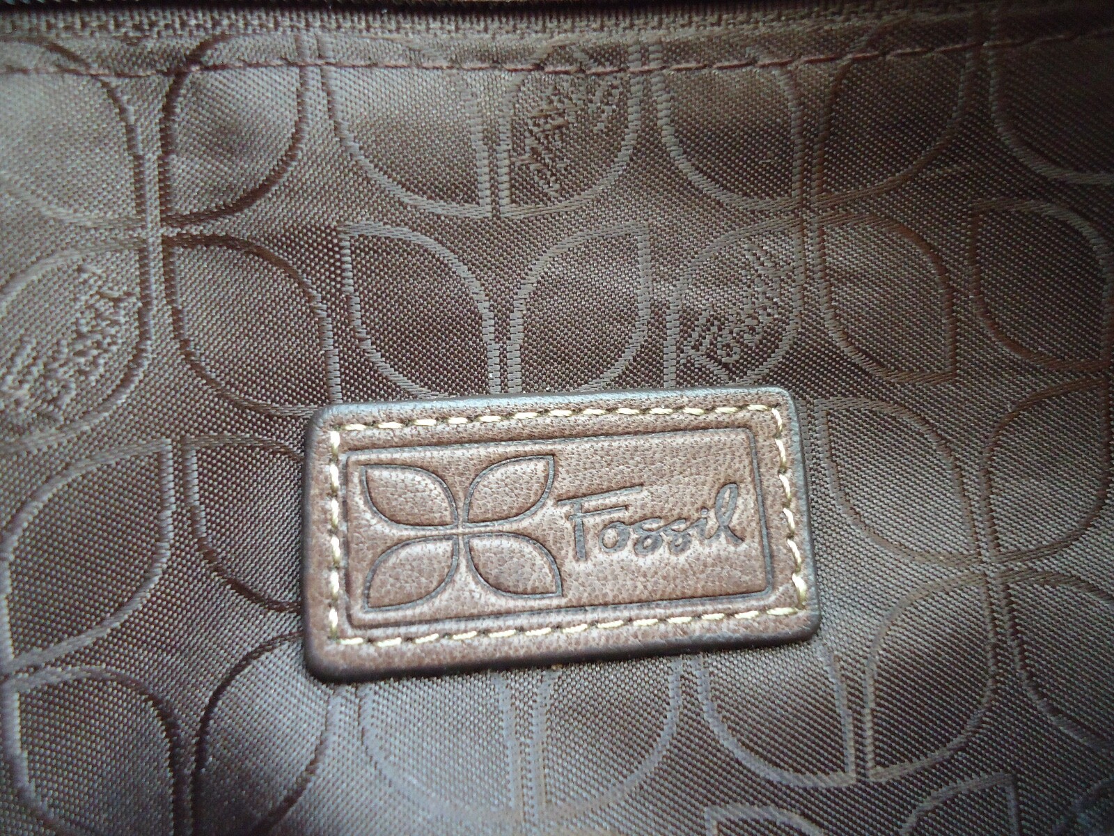 Fossil Women’s Leather Crossbody Brown Bag Brown Size 10x6x2.5 in-