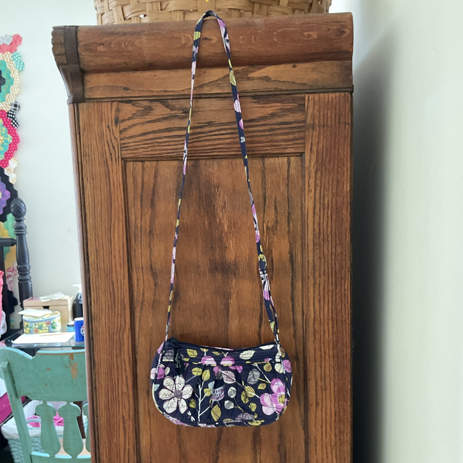 Vera Bradley Quilted Fabric Purse Navy floral 9 In X 6 In