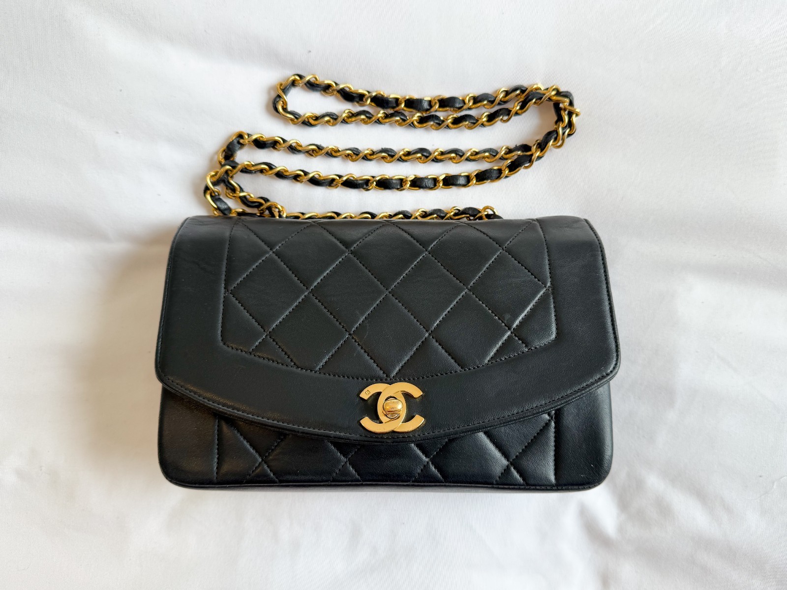 Authentic CHANEL Diana 22 black quilted lamb skin leather bag 24k gold